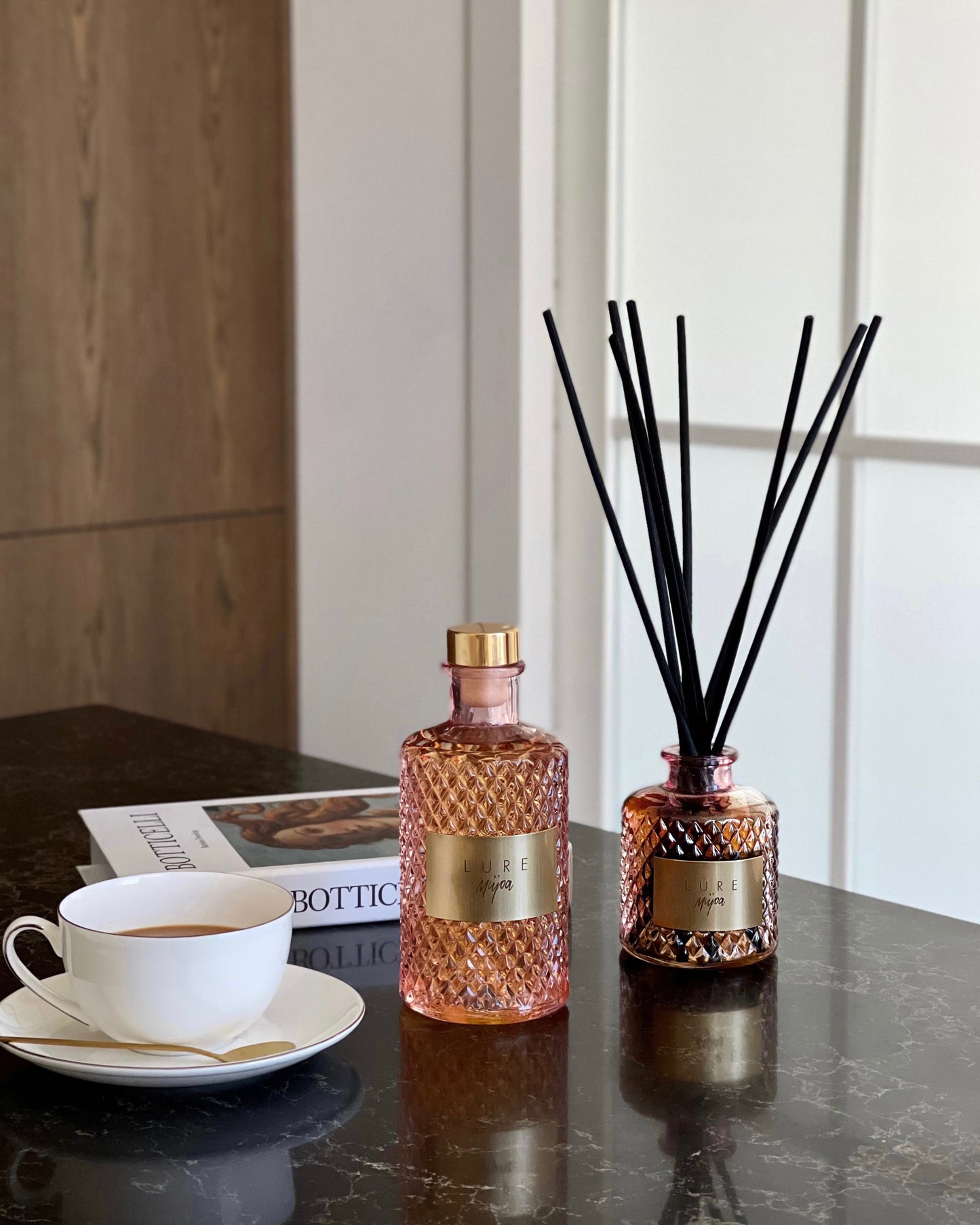 Diffuser LURE BY MIRA glass light pink